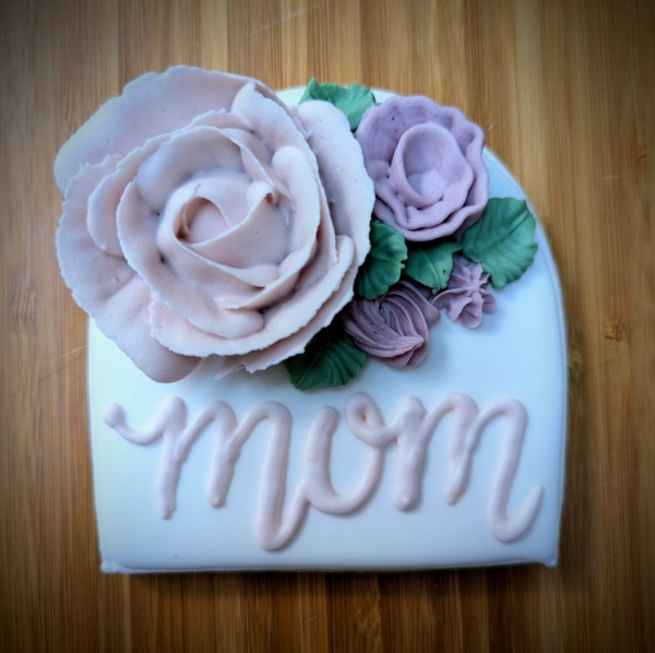 Mom arch plaque